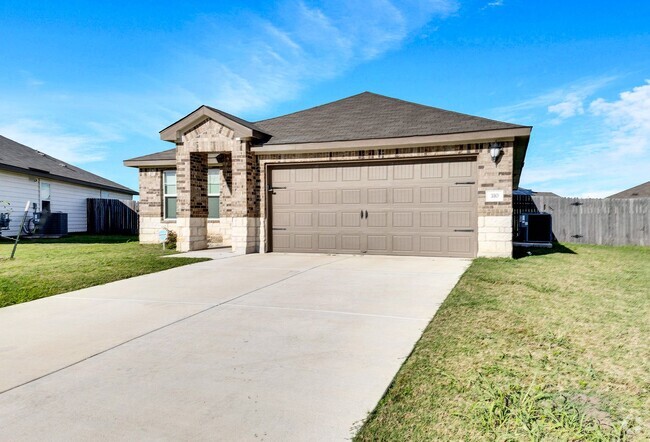 Building Photo - Amazing 3/2 in Hutto, Texas Rental