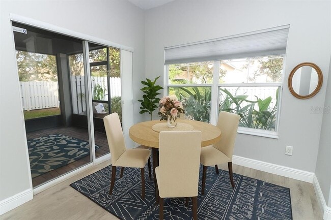 Photo - 7126 Regina Way