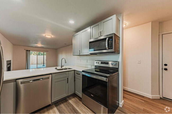 Building Photo - 6731 Dublin Loop W Rental
