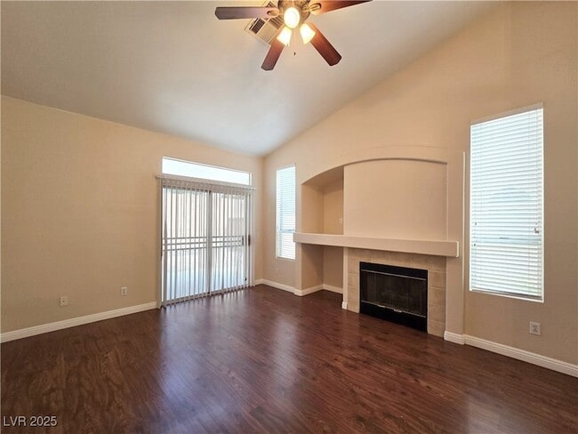 Photo - 1825 Lyell Canyon Ln