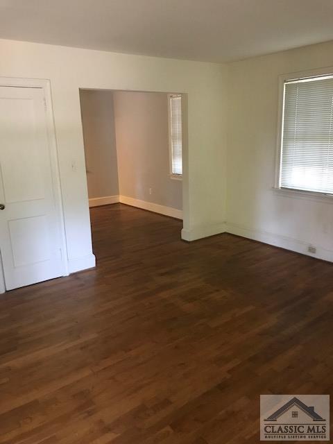 Photo - 128 University Dr