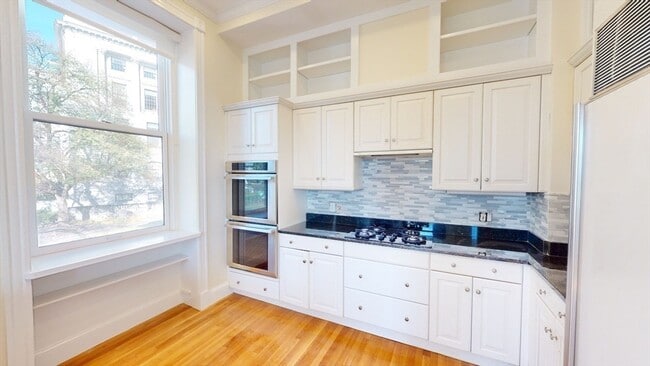 Photo - 22 Beacon St Unit 2