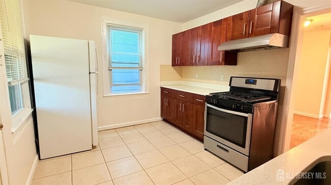 Photo - 660 Charles St Unit 2