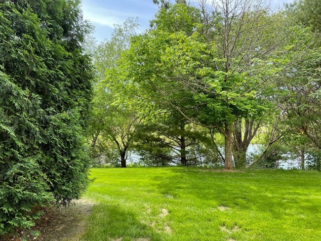 Photo - Door Creek Apartments