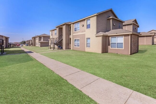 Photo - 409 Riverhill Loop