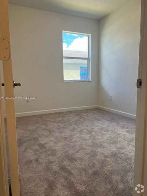 Building Photo - 2608 SW 11th St Rental