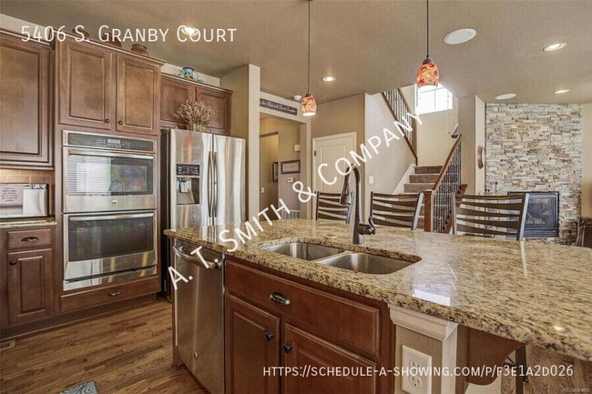 Building Photo - 5406 S Granby Ct