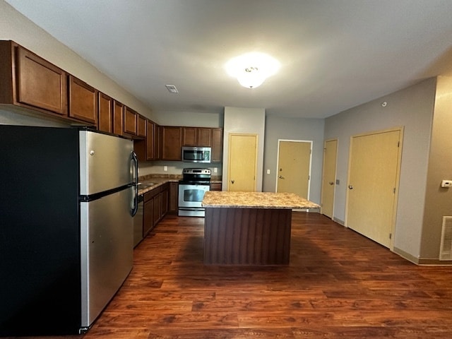 Photo - 461 E Burlington St