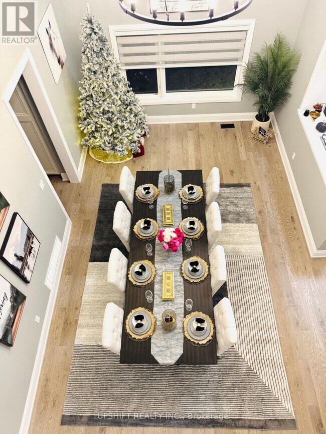 Photo - 141 Springside Cres