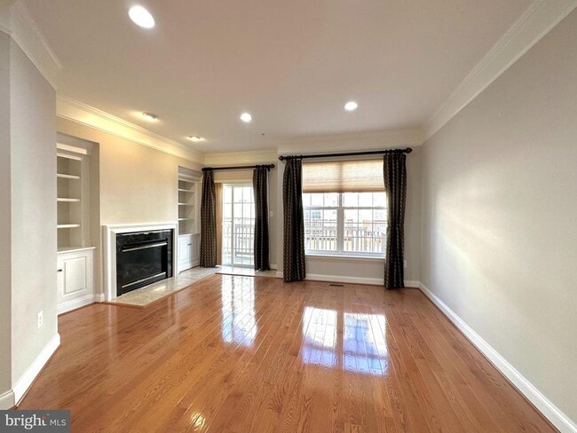 Photo - 11837 Regents Park Dr