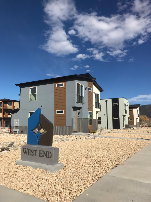Building Photo - 100 Cotopaxi Ln Rental