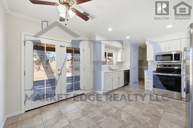 Photo - 3Bed/2Bath House at Cactus/ 39thAve! Ready for Immediate Move-In! -- NO HOA! FULLY REMODELED!