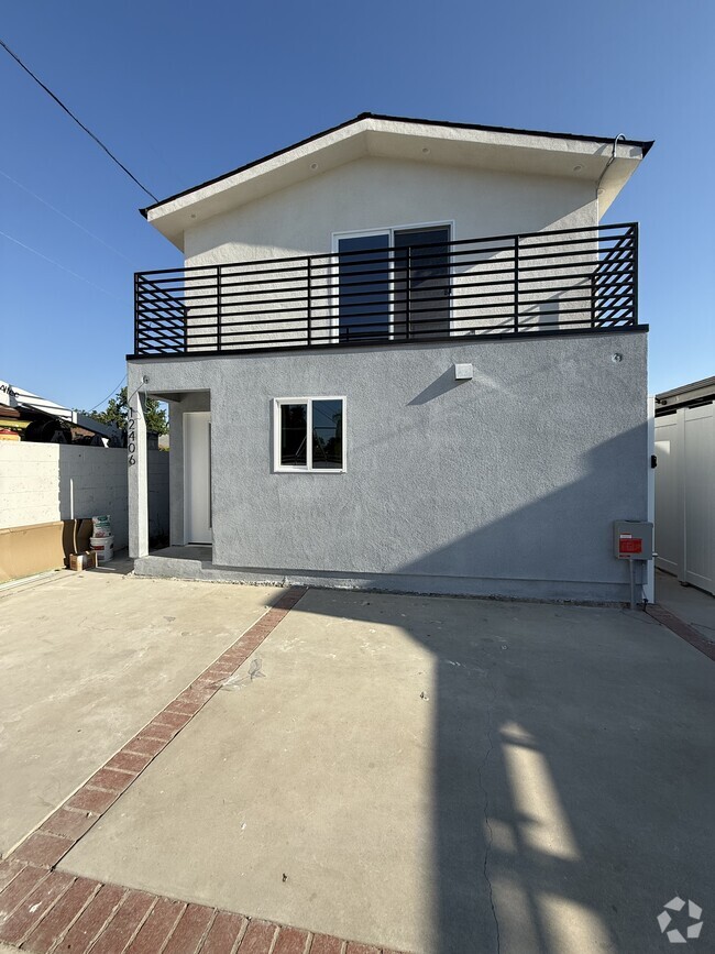 Building Photo - 12406 Cantara St Rental