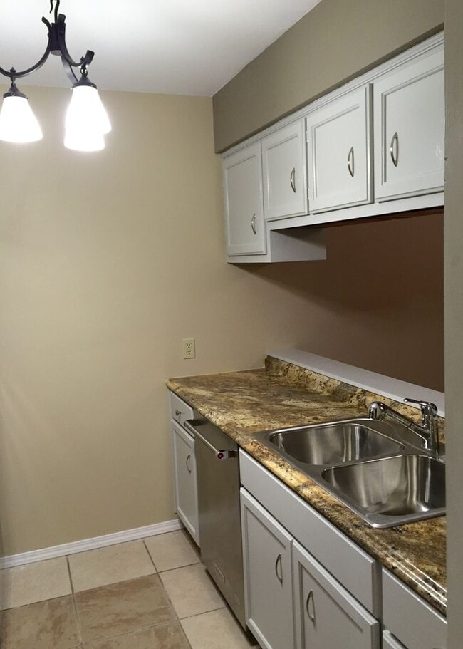 Photo - Darling Gathering Place Brookside Townhouse - Gated Community - 1 bedroom 1.5 bath, Small Fenced ...