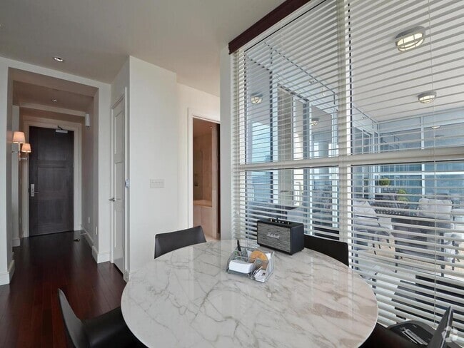 Building Photo - 98 San Jacinto Blvd Unit 1603 Rental