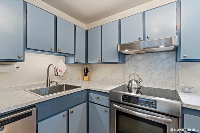 Photo - Downtown Classics