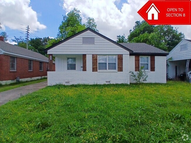 Building Photo - Beautiful 3 bedroom 1 bath home - Open To ...