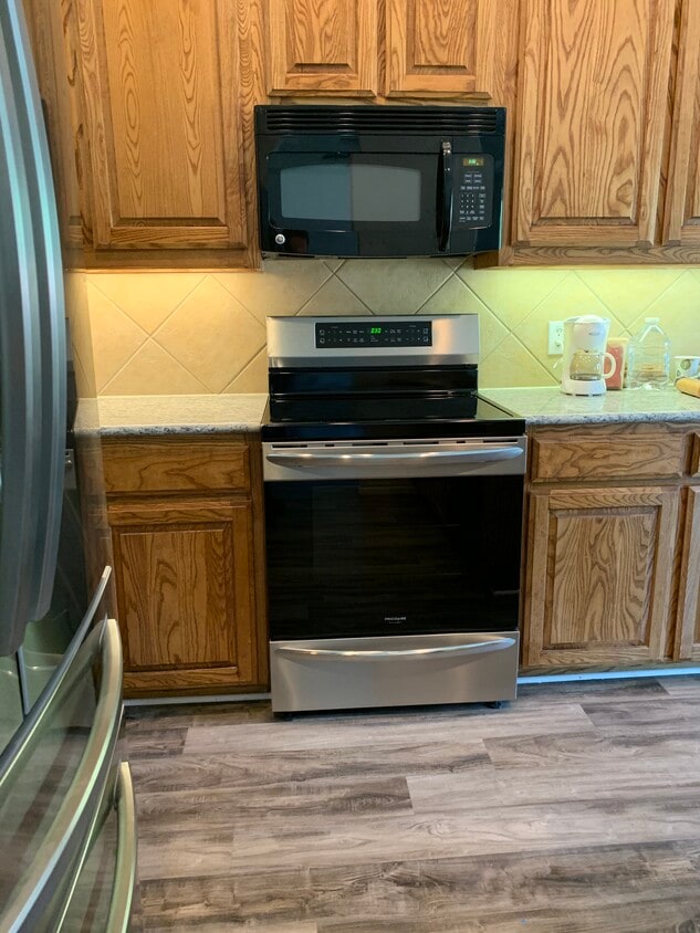 Photo - 502 Spring Dr (Shady Shores, TX)