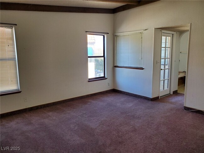 Photo - 6125 W Oakey Blvd Unidad C