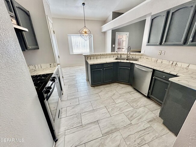 Photo - 1721 Jenny Laurie Ct