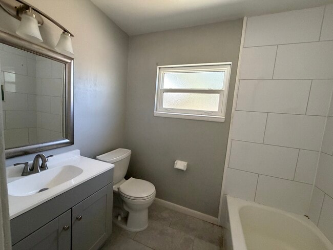 Photo - 1557 S Clara Ave