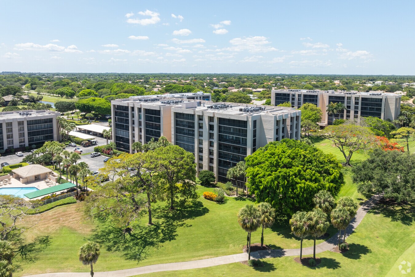 Primario - Laurel Oaks