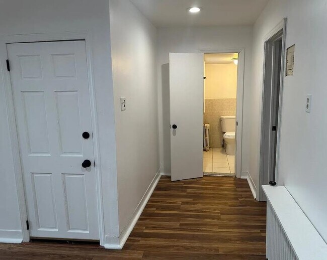 Photo - 296 Webster Ave Unidad 2