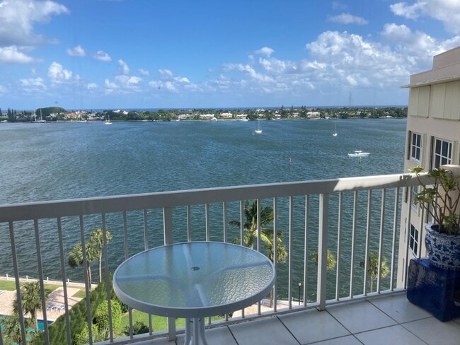 Building Photo - 2600 N Flagler Dr Unit Ph 4 Rental