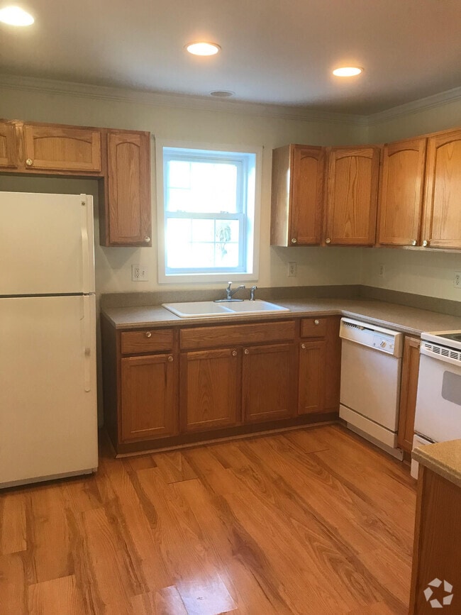 Building Photo - 374 73rd St Unit 2 Rental