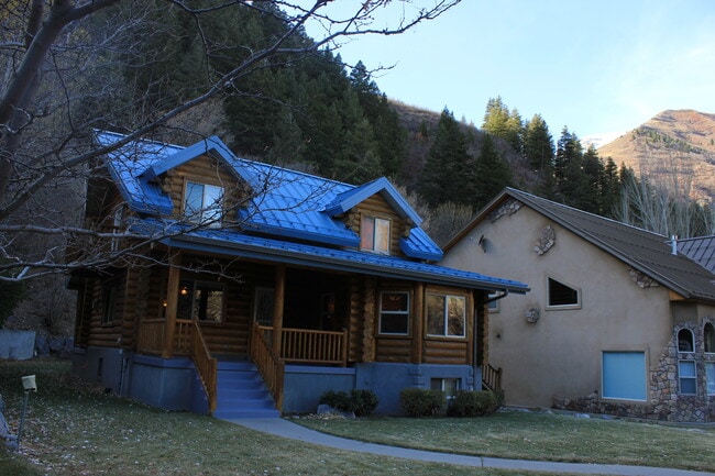 Photo - 6747 Fairfax Dr