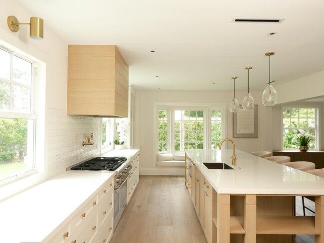 Photo - 1017 Tamarind Rd