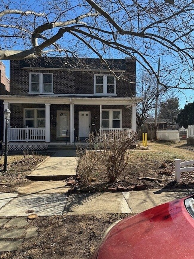 Welcome to this charming 3-bedroom, 1-bath... - Welcome to this charming 3-bedroom, 1-bath... House