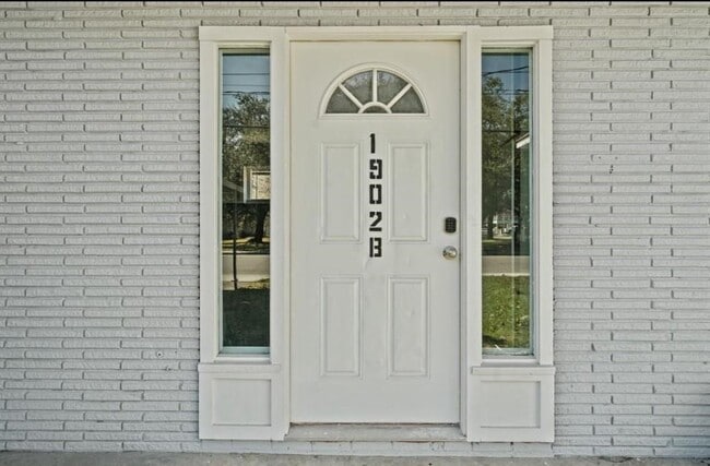 Photo - 1902 11th St Unit B