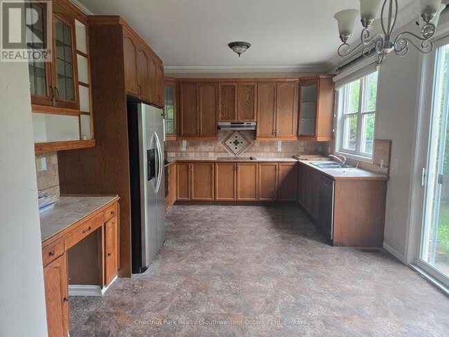 Photo - 147 Baggs Crescent