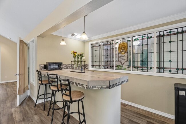 Photo - Poplar Lane Apartments