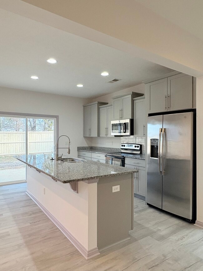 Photo - 839 Sweet Bay Ave