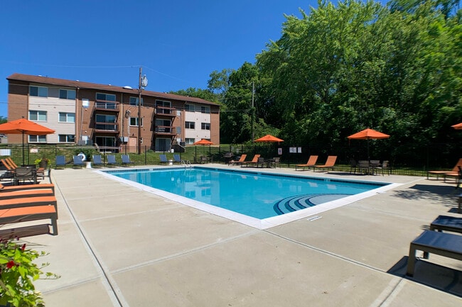 Fox Run Apartments