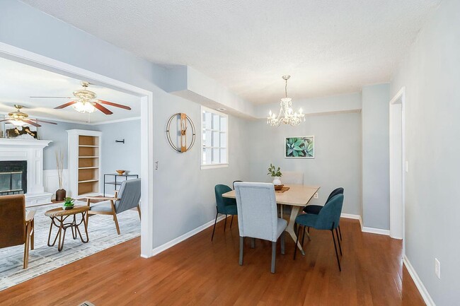 Photo - 427 N Blake St