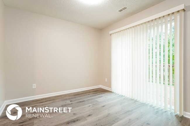 Photo - 3020 Olde Birch Dr