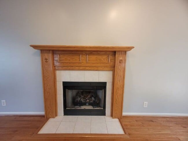 Photo - 1/2 OFF 1st Month's Rent!!!!