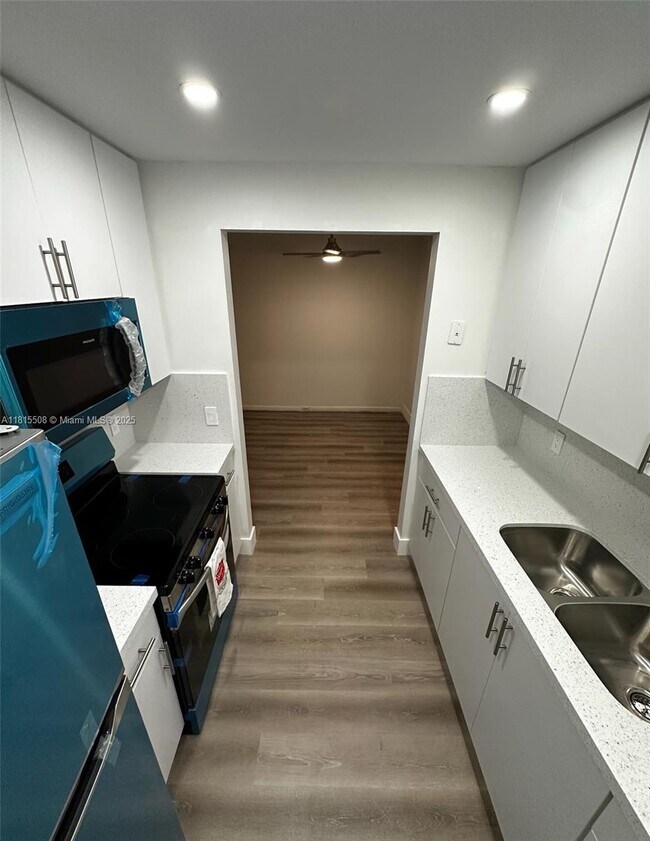 Photo - 150 SW 134th Way Unit 206R