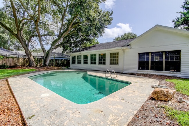 Photo - 10406 Reclinata Ln