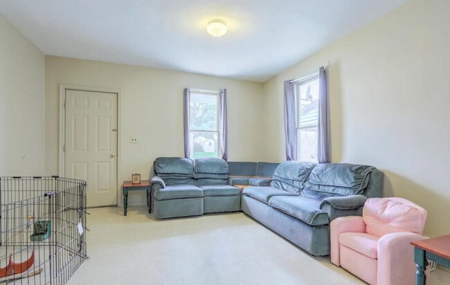 Photo - Charming 3 Bedroom with Open Living Area & Shared Porch!