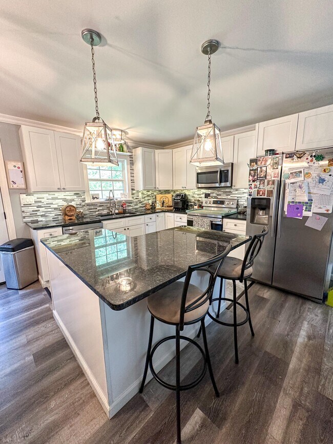 Photo - 5 big oak road