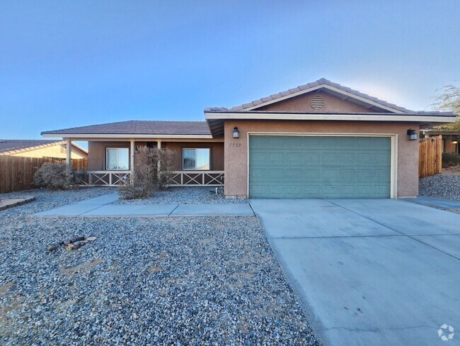 Building Photo - Beautiful Home In Turtle Rock Community