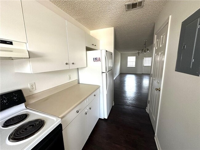 Photo - 115 Winter Chase Ln Rental