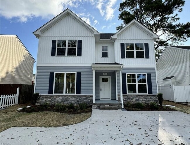 Photo - 1568 Independence Blvd