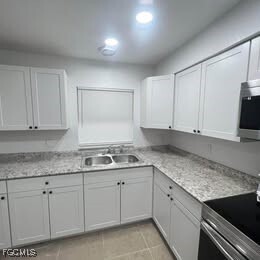 Building Photo - 16910 Carmen Ave Rental