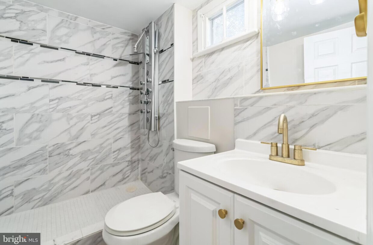 Photo - 5808 Black Hawk Dr (Oxon Hill, MD)