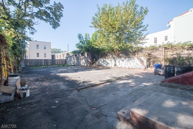 Photo - 93 21st St Unit 3